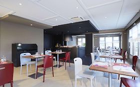 Campanile - Lomme Otel 3*