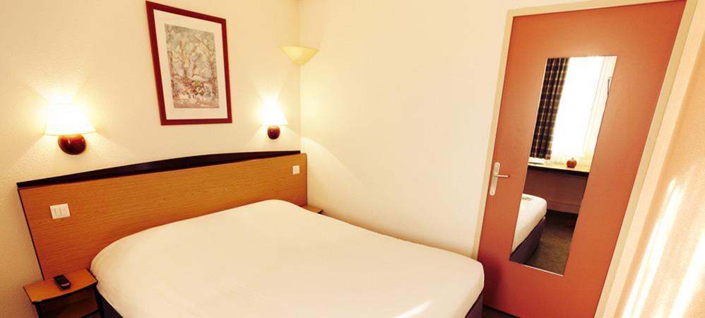 Campanile Lille - Lomme Otel Oda fotoğraf